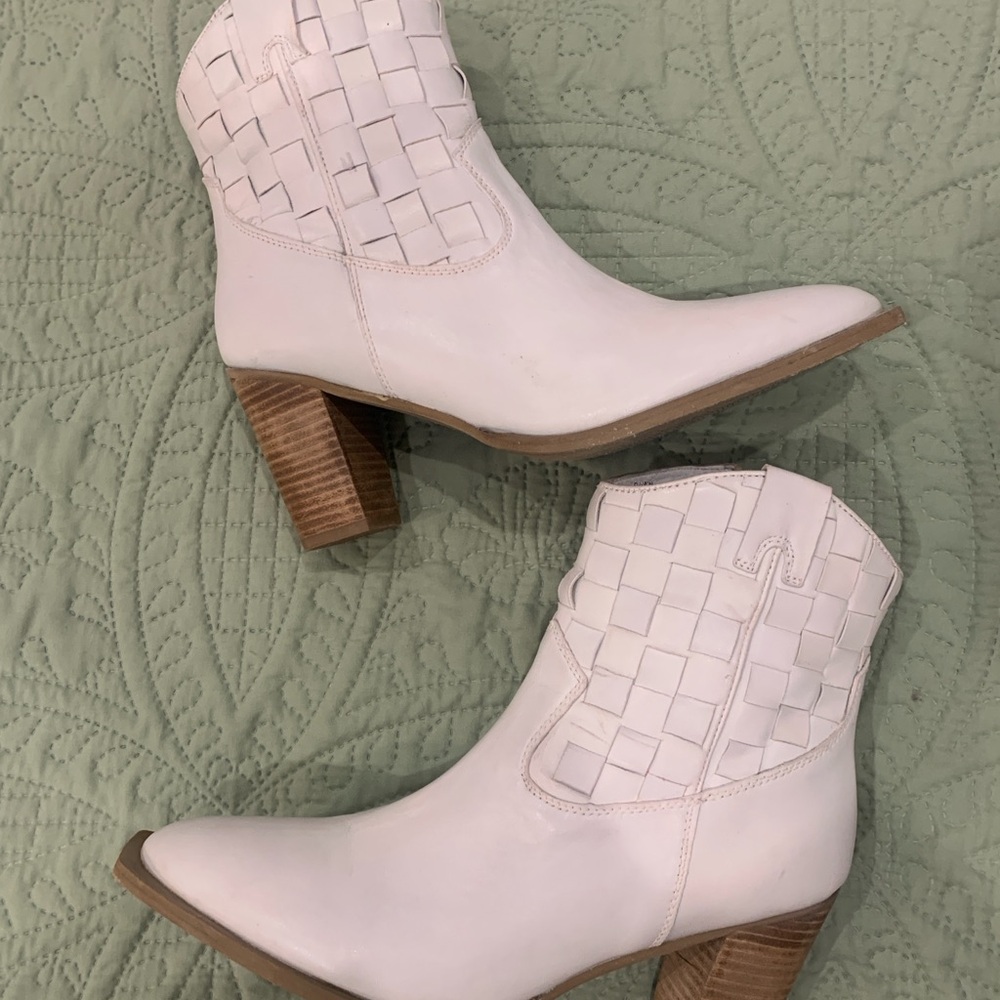 Matisse Dawn Woven Booties